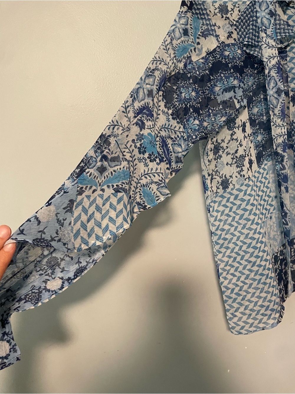 Outryt Blue Patchwork Ruffle Blouse Small NWT - Picture 4 of 8